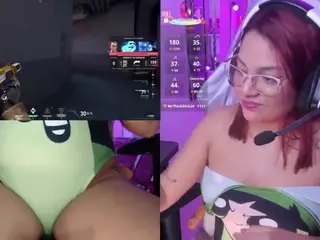 PetiteSofia's Live Sex Cam Show