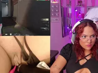 PetiteSofia's Live Sex Cam Show