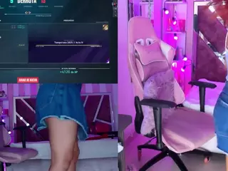 PetiteSofia's Live Sex Cam Show
