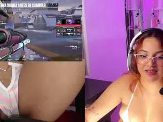 PetiteSofia's Live Sex Cam Show