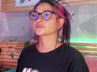 maia-tunder's Cam show and profile