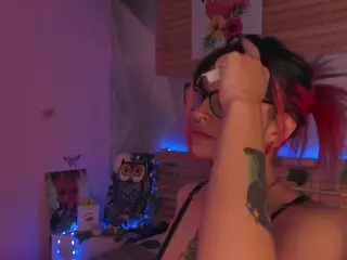 Maia-tunder's Live Sex Cam Show