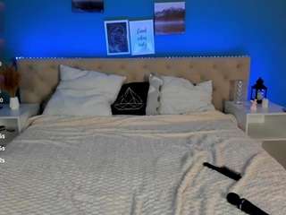 mavis-willis's CamSoda show and profile