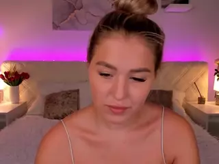 Mavis-Willis's Live Sex Cam Show