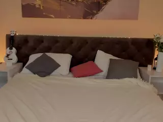 Mavis-Willis's Live Sex Cam Show