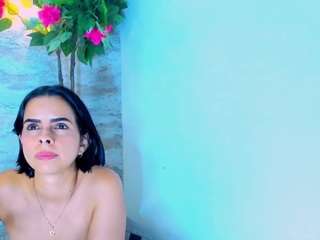 amelia-myers24 Live Webcam on CamSoda
