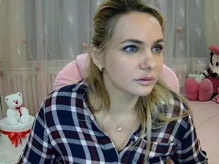 JulyBoomb's Live Sex Cam Show