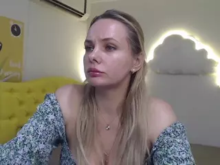 JulyBoomb's Live Sex Cam Show