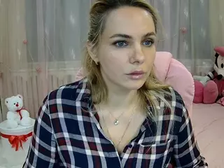 JulyBoomb's Live Sex Cam Show