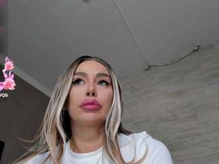 alessa-burns Live Webcam on CamSoda