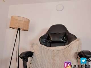 daniirosee live cam preview