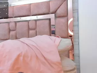 Megan-B's Live Sex Cam Show