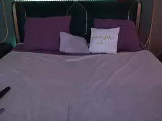 MonAmourR's Live Sex Cam Show