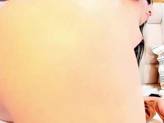 shantalgirs Live Webcam on CamSoda
