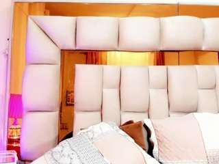  shantalgirs chat room