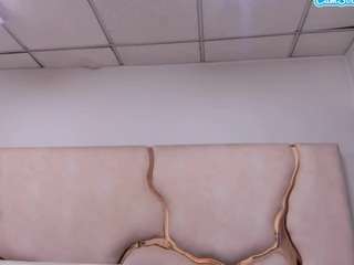 vanelin18 live cam profile