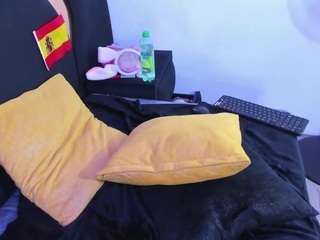 Live cam show with Vane