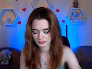  liana-kisses chat room