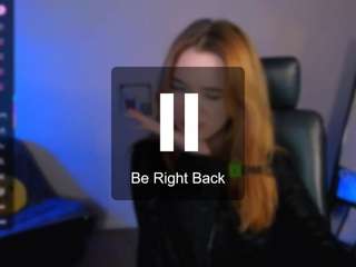 liana-kisses webcam