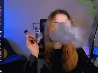 liana-kisses webcam model