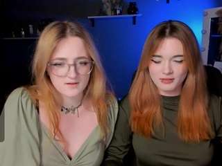  liana-kisses chat room