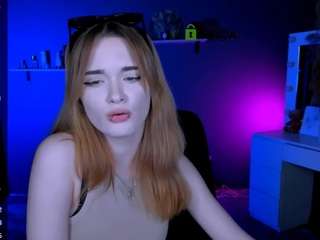 liana-kisses