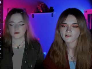 liana-kisses webcam