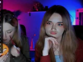 liana-kisses webcam