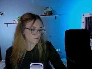 liana-kisses