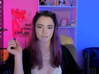 liana-kisses