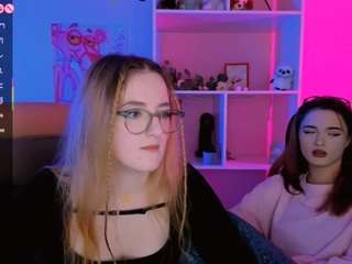 liana-kisses