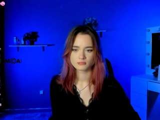 liana-kisses