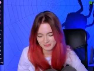  liana-kisses chat room