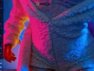  liana-kisses chat room