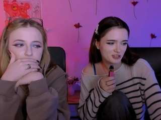 liana-kisses live cam profile