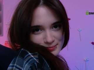 liana-kisses