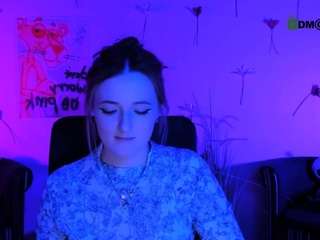 liana-kisses