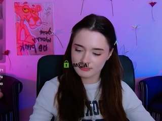 liana-kisses