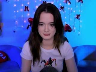 liana-kisses
