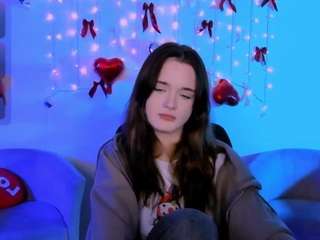 liana-kisses
