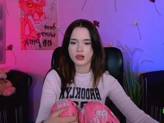 liana-kisses