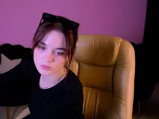 liana-kisses's Live Sex Cam Show