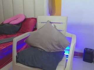 rubi-multisquirt webcam