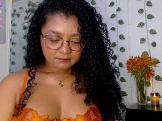 victoria live webcam show