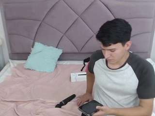 enma-a live webcam show