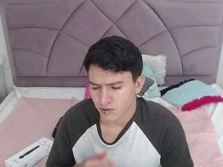 enma-a live webcam show