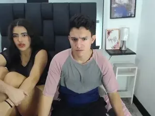 enma-a's Live Sex Cam Show