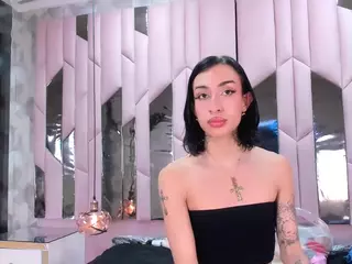 Madison Wood's Live Sex Cam Show