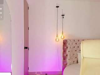 madisson-davon Live Webcam on CamSoda