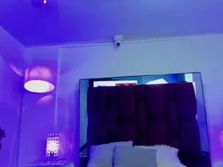 miia-garciia's Live Sex Cam Show